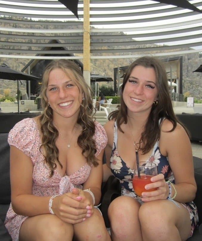 Click to view full size Which sister is hotter Skylar and Alexis