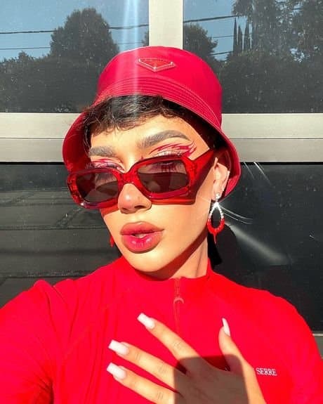 JAMES CHARLES GAY HUNI  ???