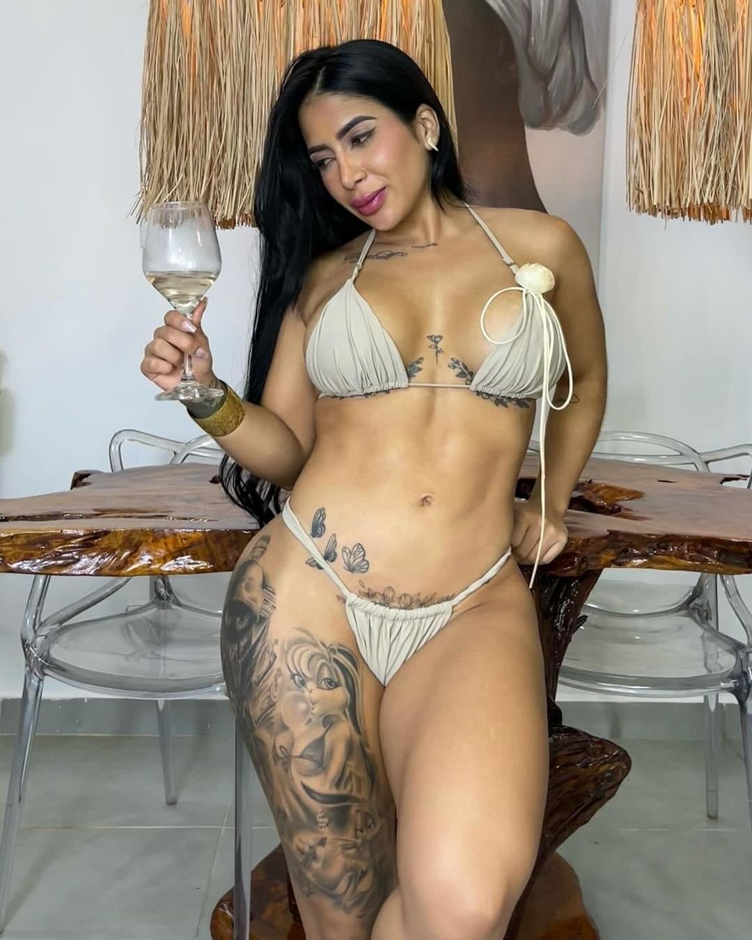 no le gusto a todo el mundo pero No todo el mundo me importa ?(JPG)_3