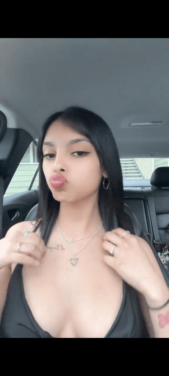 Sexy Fuckable Hispanic Baddie