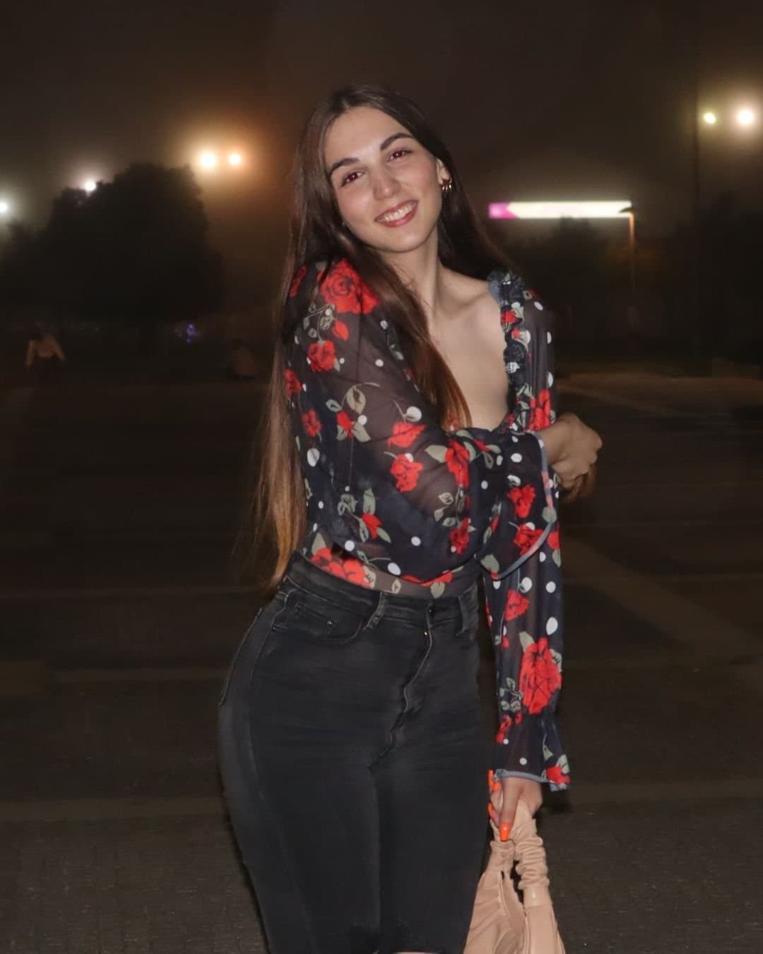 Click to view full size Tania Moreira 3