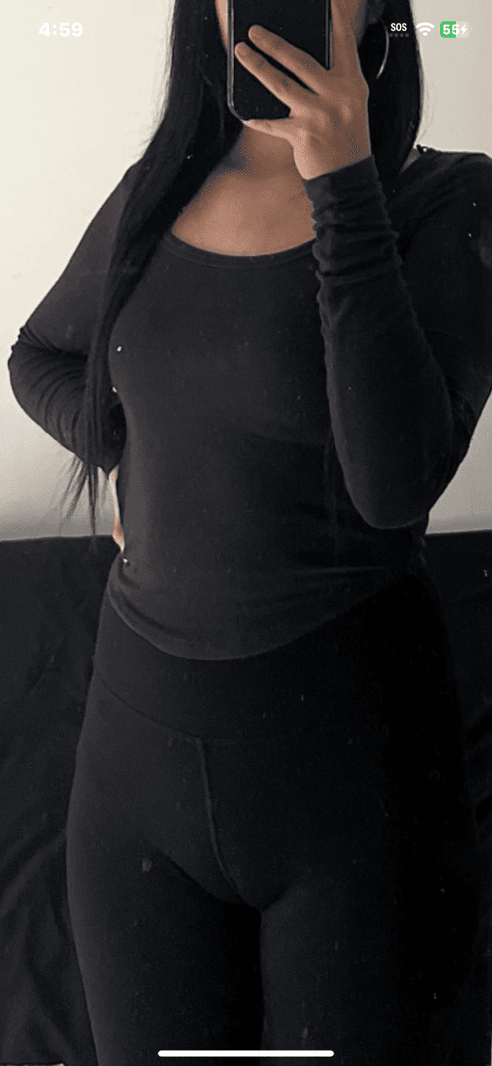 Young native teen camel toe