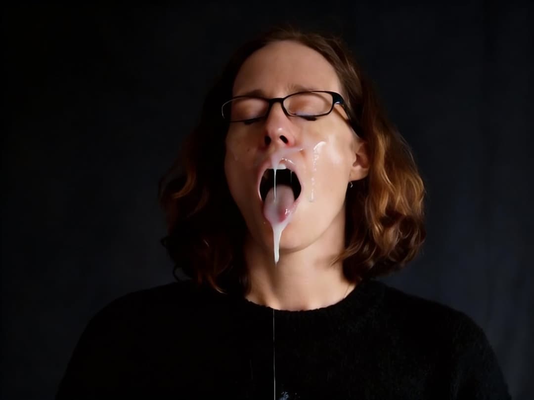 Nicole Kaiser from Bielefeld Germany born on 5 Oct. 77 Cumslut Born as Nicole Sundermann Part 1 of 3