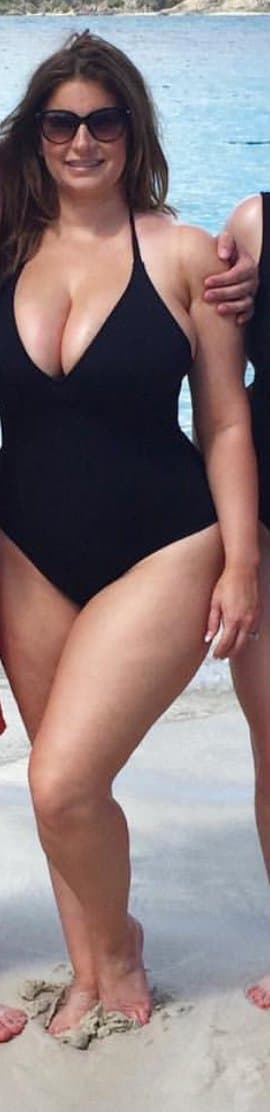 Gorgeous big titty babe (non nude)