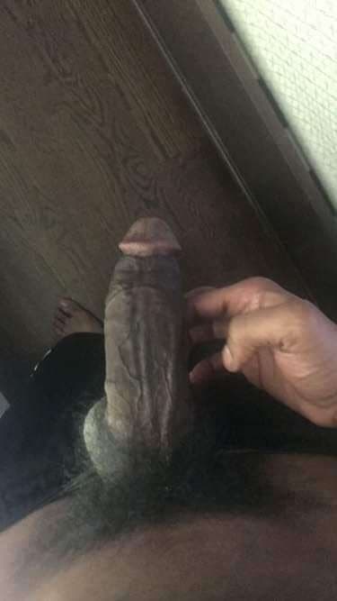 Gay black Mandingo Dick dude Jordan ?? that cock is a freak of nature & shoots HUGE & MASSIVE LOAD