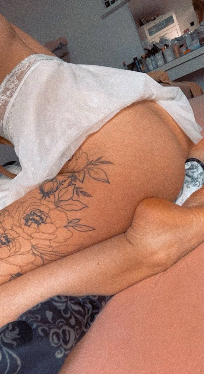 German slut in white dress full dildoplay