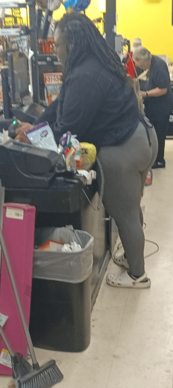 Creep shot with my lil yeaa at dollar general ??