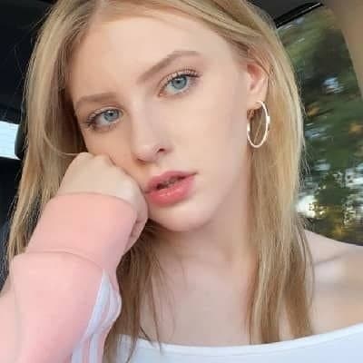 Melody Marks face tease (cumshots, fucking etc)