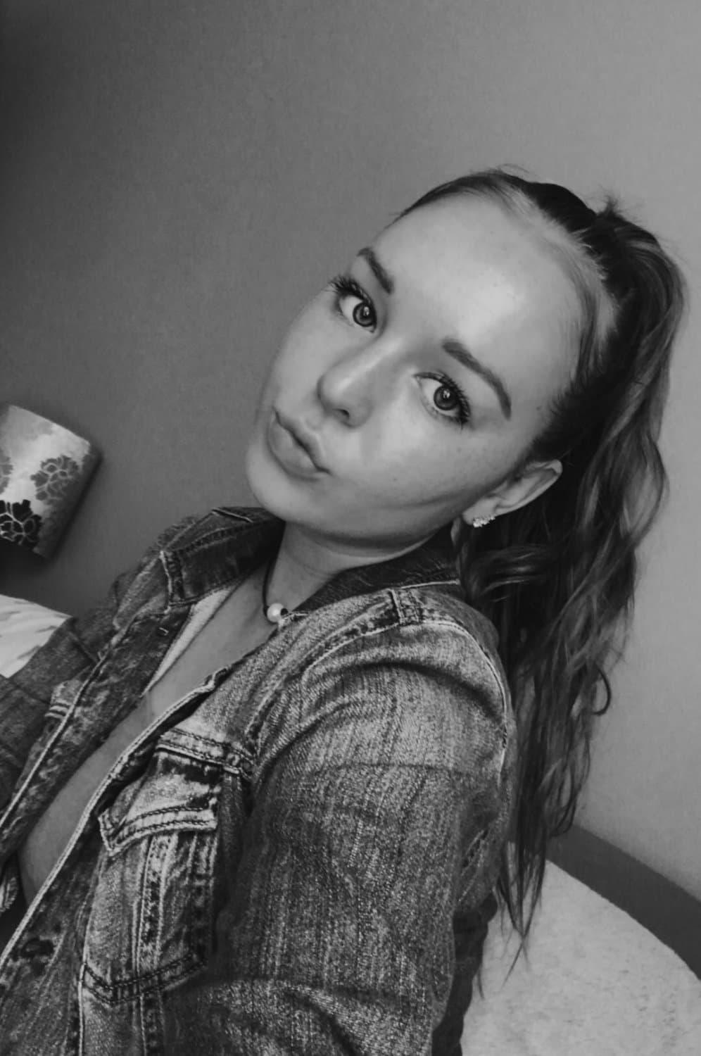 Tight College Slut Kerry