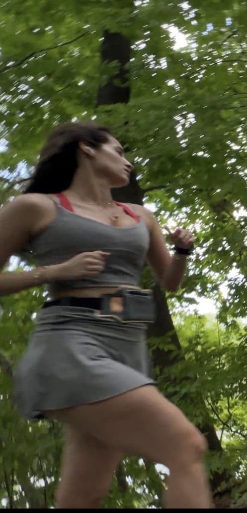 Bouncing ass whilst she’s running