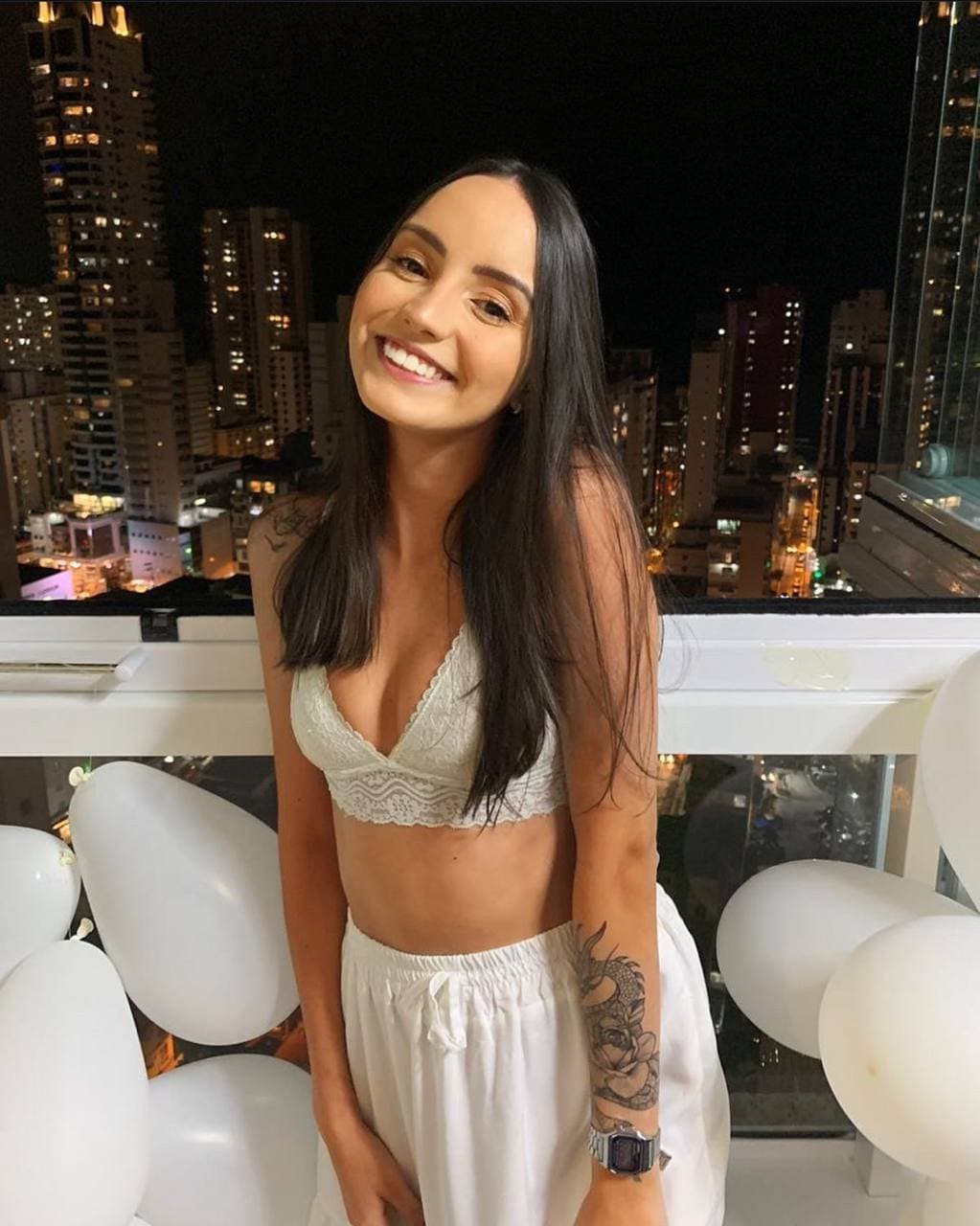 Bruna Gabriela Costa de Blumenau putinha safada vazada