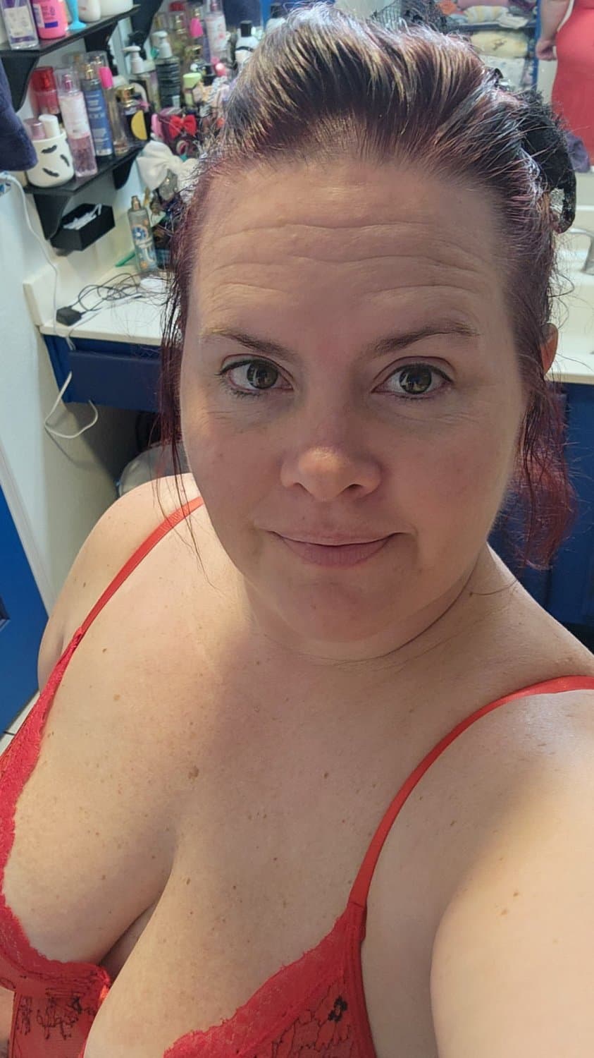 AZ BBW Hotwife #10 (Pics for Boyfriend and Girlfriend couple)