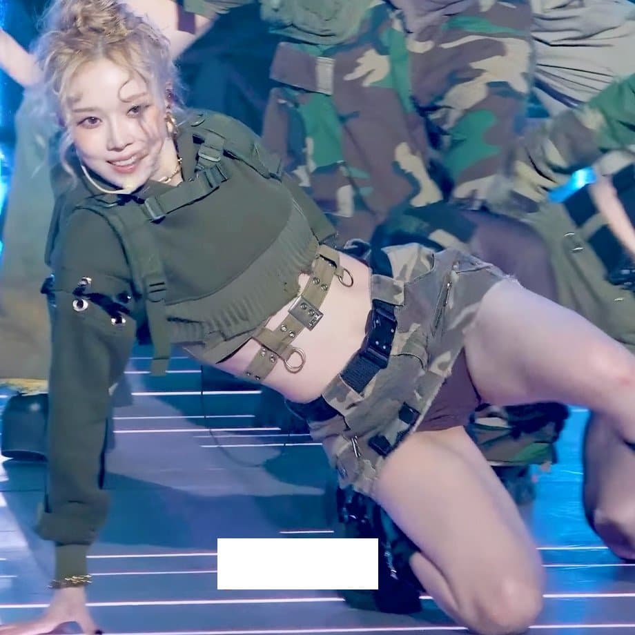 Winter (Aespa) Skirt? What Skirt? KPOP