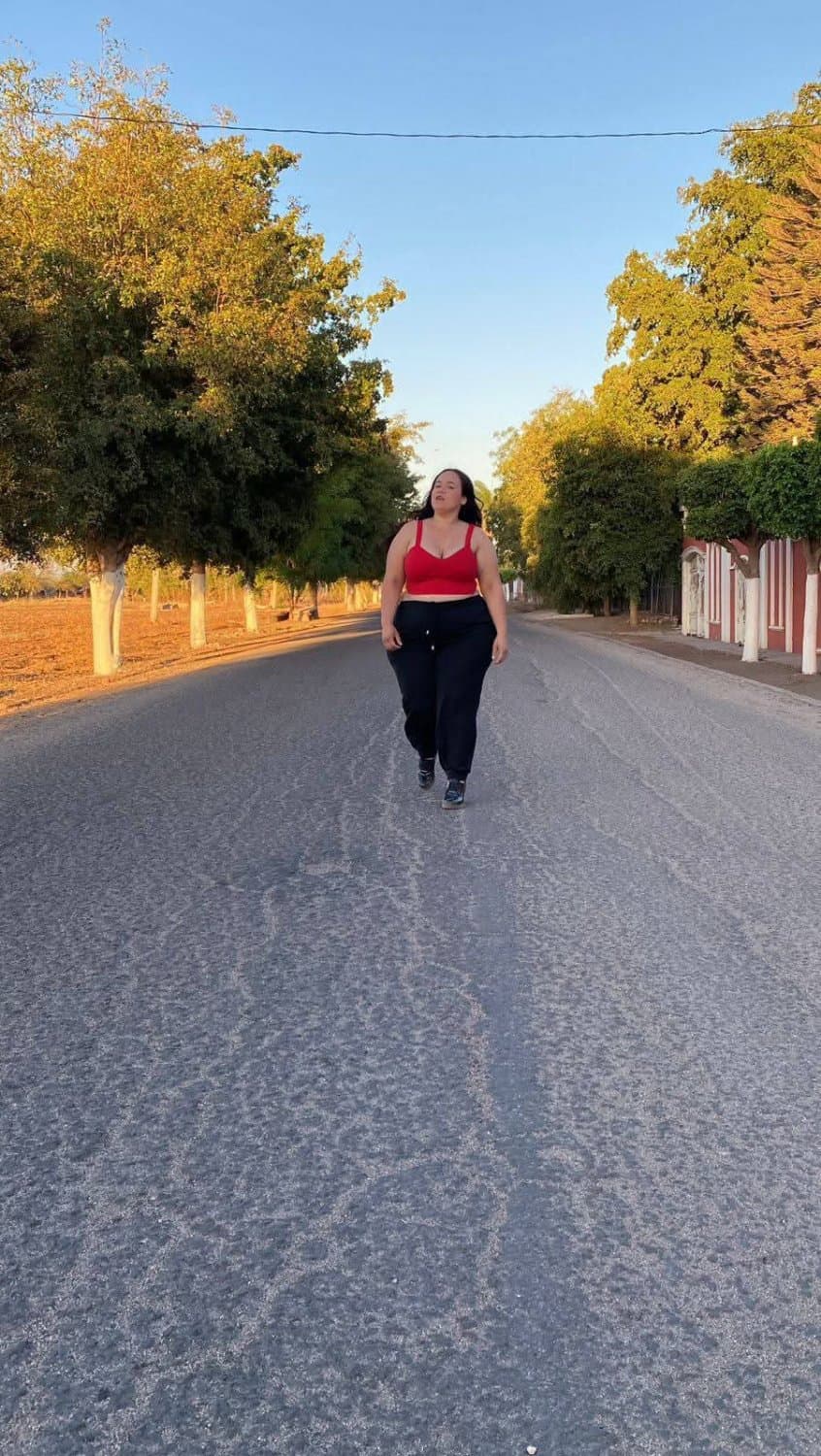 PEAR SHAPE THICK CURVY LATINA SSBBW BIG BOOTY ASS