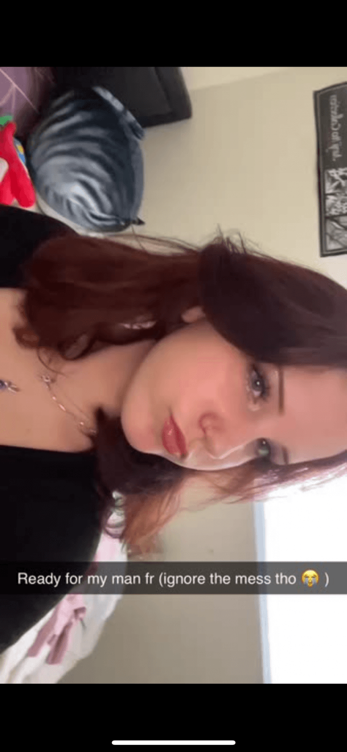 Latvian Teen Samanta wants to show off her massive ass