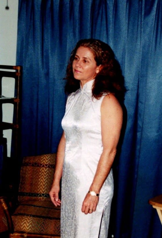 RED BUSH CUNT, FAMOUS RED