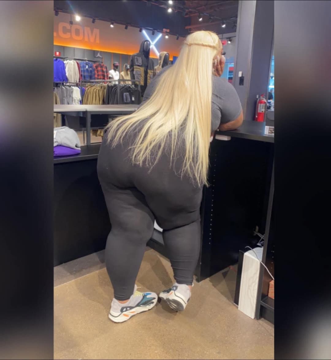 SEXY CHUNKY CHUBBY THICK CHOCOLATE EBONY BIG HUGE ASS SSBBW BBW