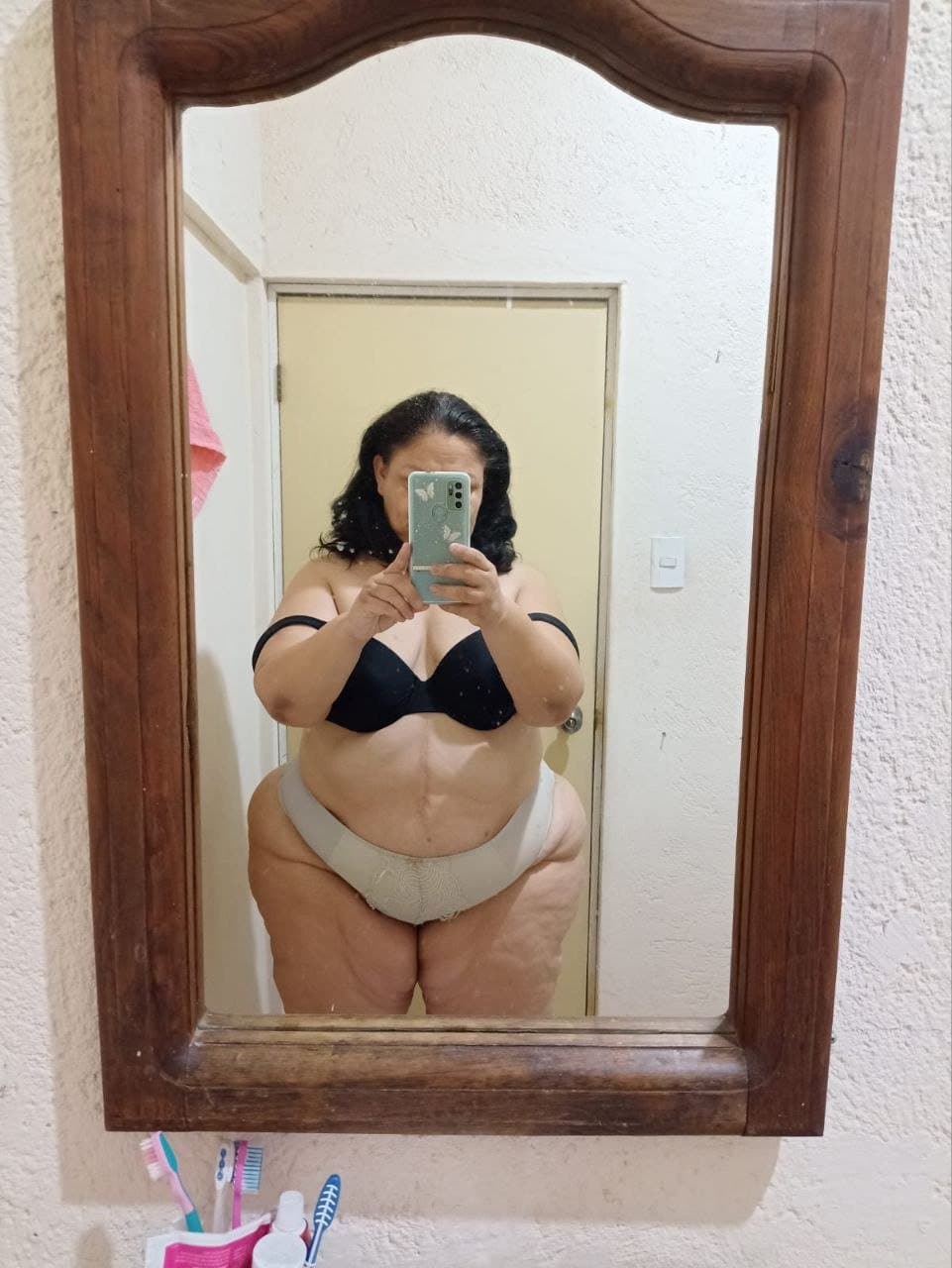 GORDAS ENCAMABLES MMDCXIX