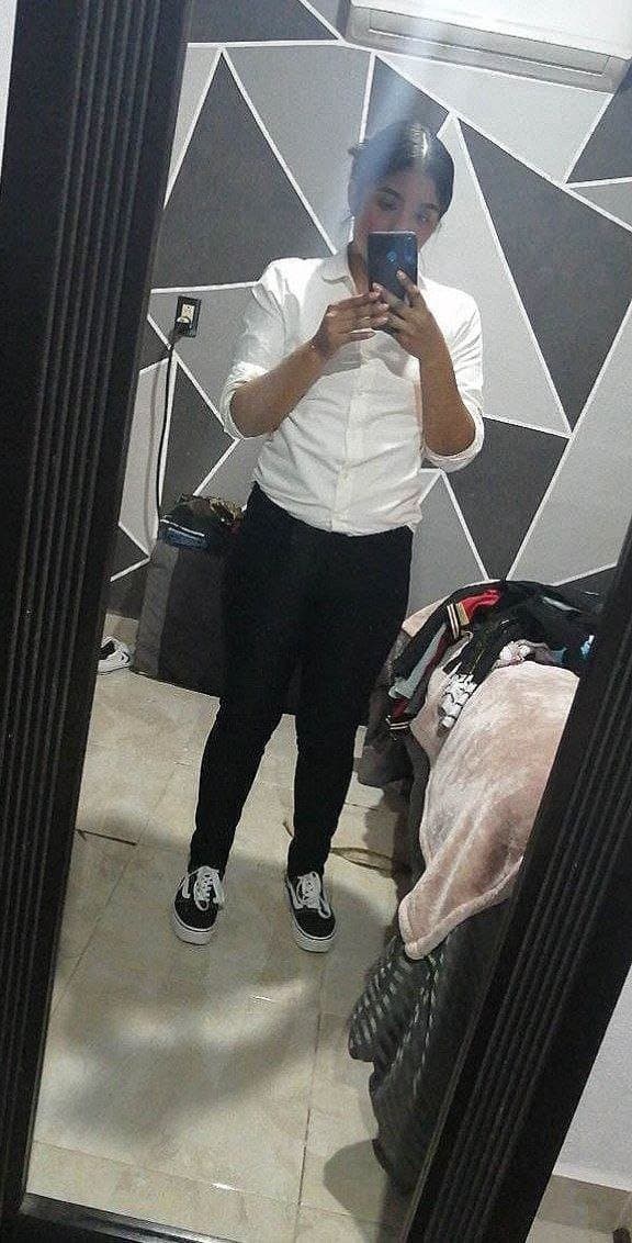 Zorrita exhibida por cornudo ????