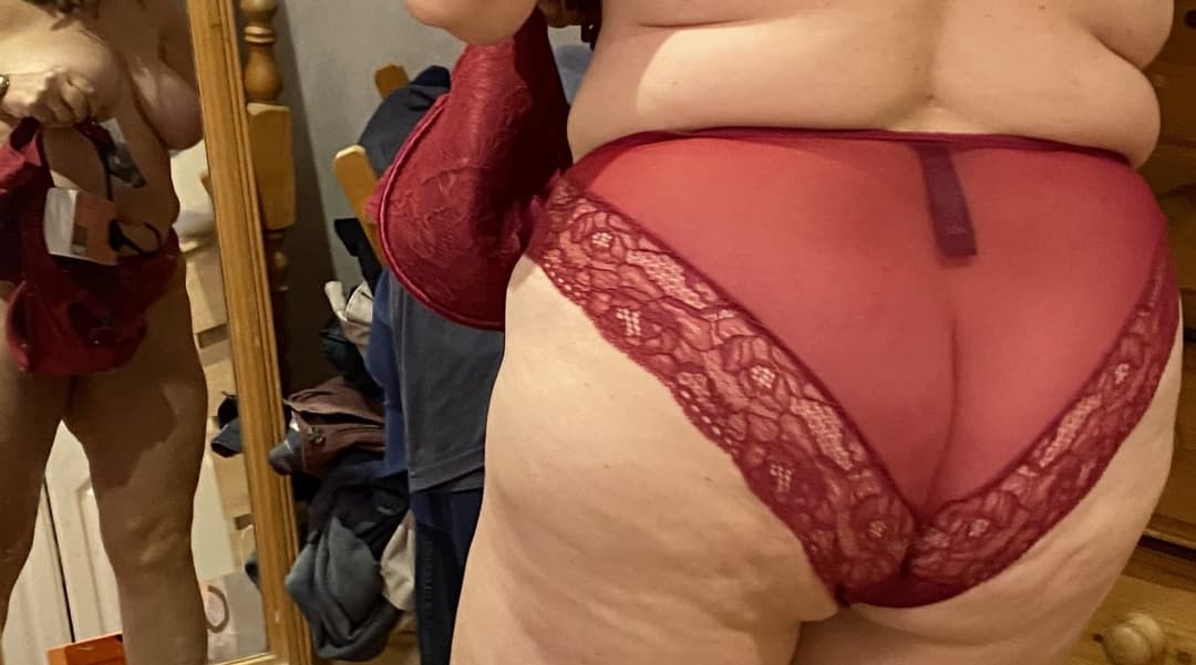 uk mature wife. chubby wife for comments