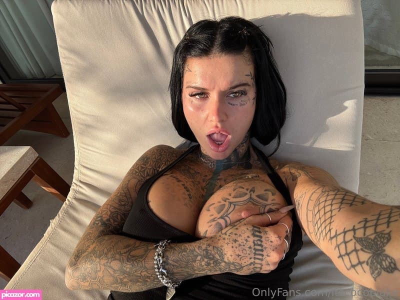 Big Titty Alt Influencer Suck/Fuck Cum?