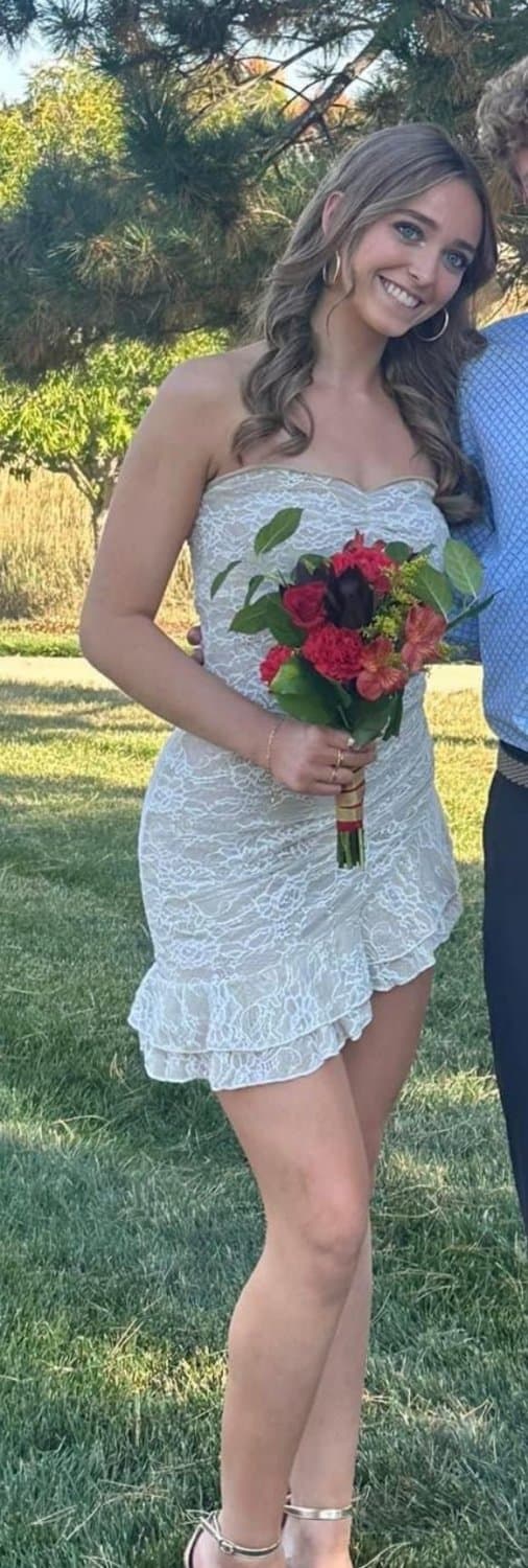 Marks Sexy Sister and get my seed any day.