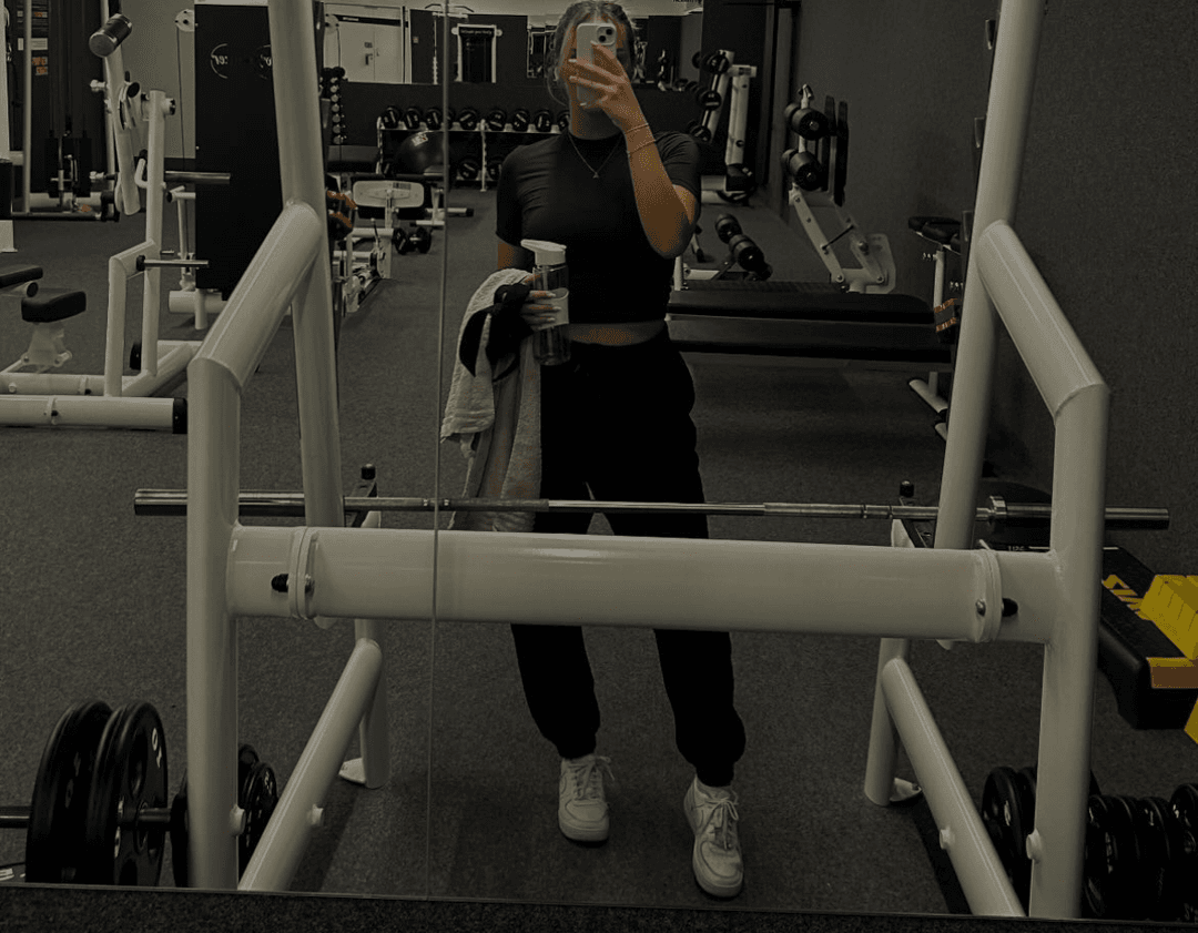 Amina.. Tuzla??/Wien?? Kommentiert geil / Komentarisite! Ko Poznaje inbox, wer sie kennt, dm