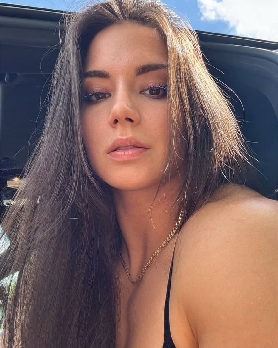 Let Muscle Mommy Vladislava Dominate You And Milk Your Cock