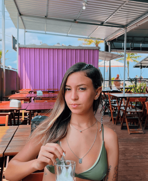 Aline, 18 | Shy teen debuts as a slut