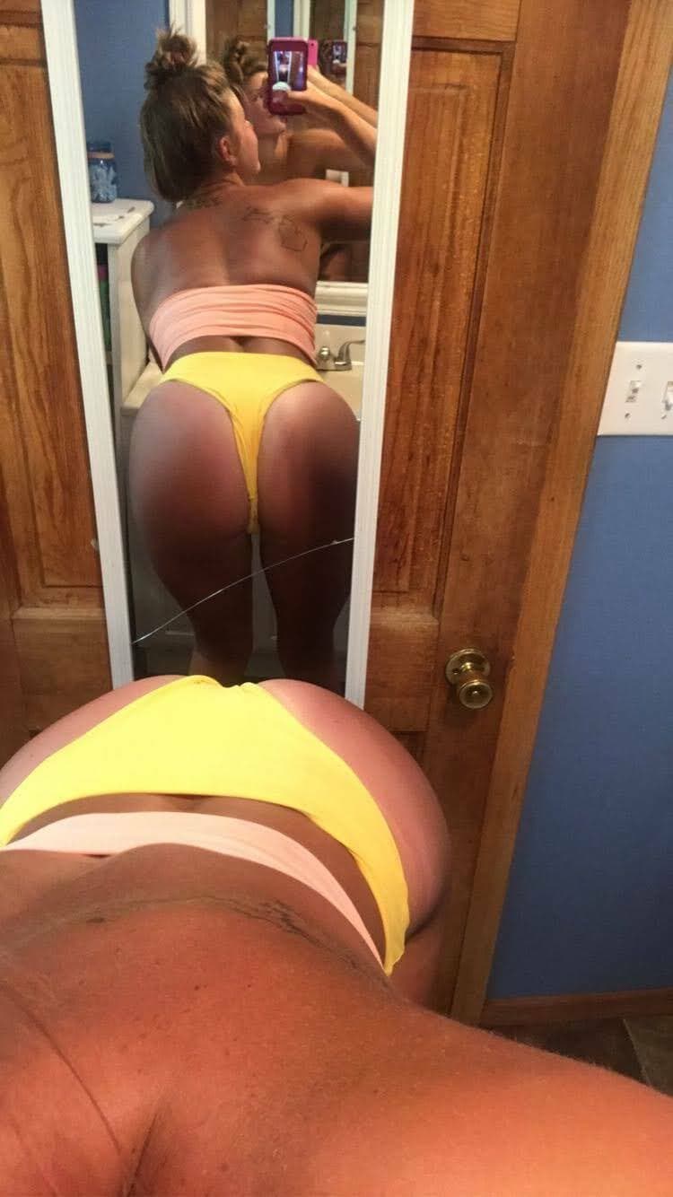 Lexi is a Sexy Curvy Needy Slut