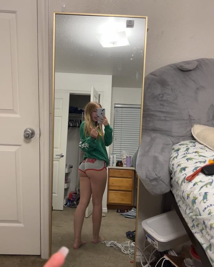 Big ass fits her body so nicely