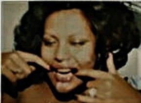 Sally Sara 48 yo former escort in Vegas, loves sex, 44ddd, loves red wine smokes virginia slims