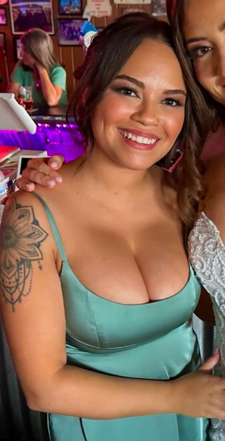 If this busty nigga is gonna have her tits hanging out, I’m gonna bust a load on them
