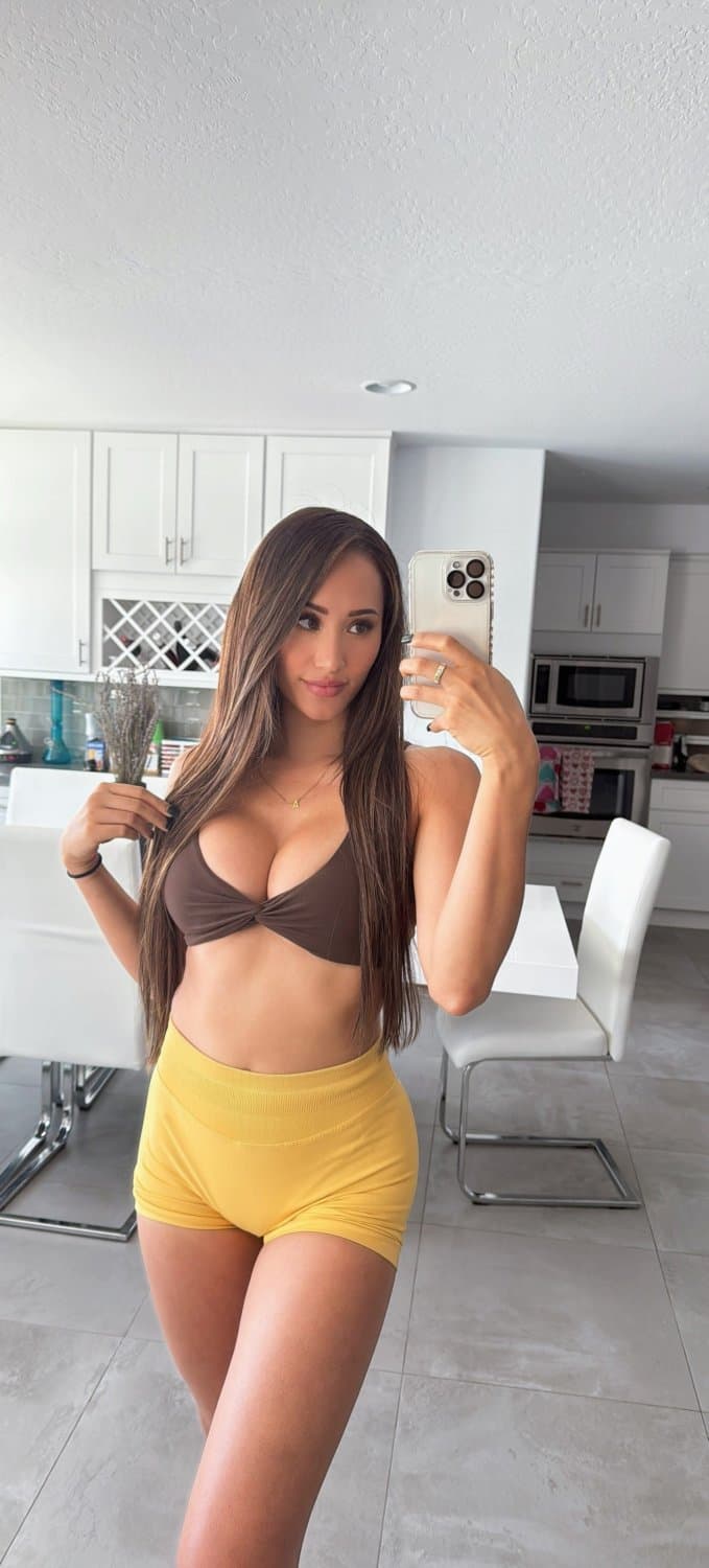 Click to view full size I’m kinda loving this look today