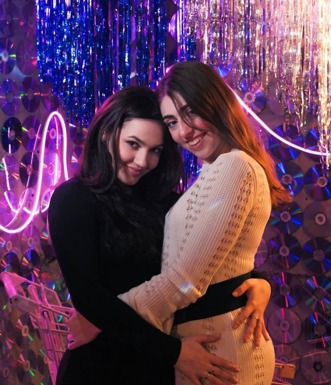 Click to view full size Two amazing slut dance for u. high heels feet sexy ass