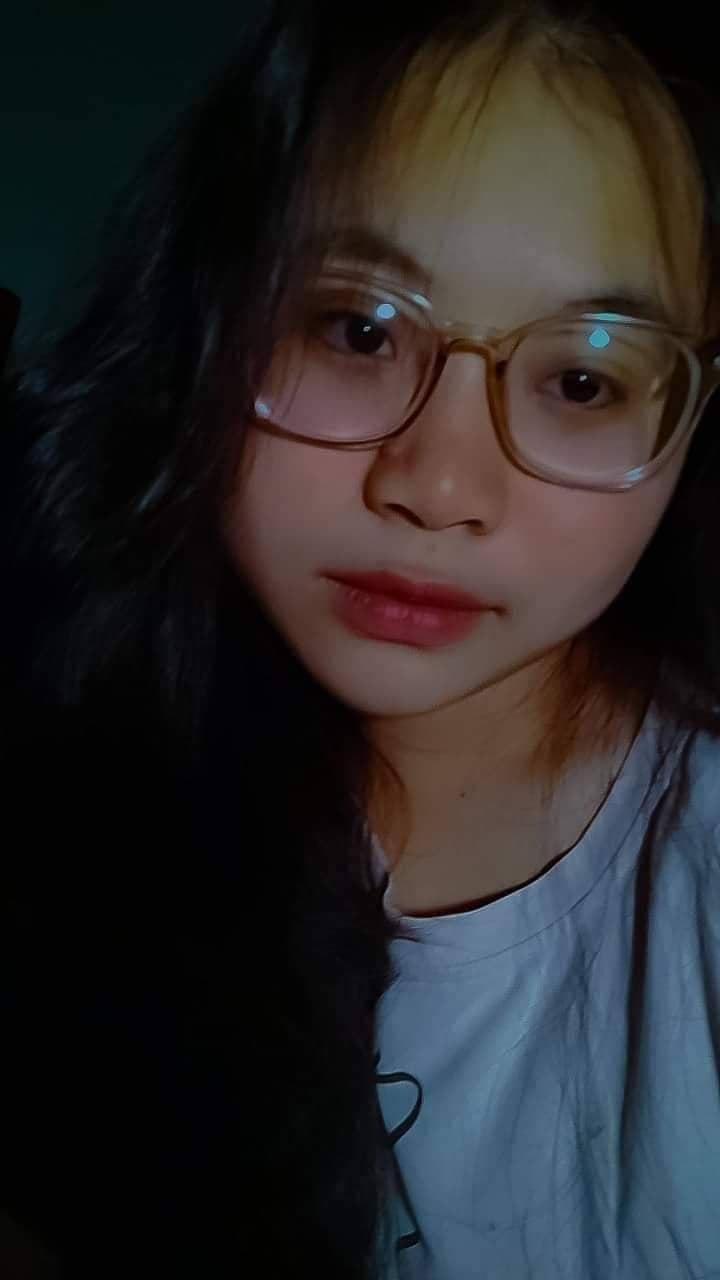 Click to view full size ai có info bé này thì cho tôi xin nhé! phùng quỳnh linh 2k8 ba vì (p2)