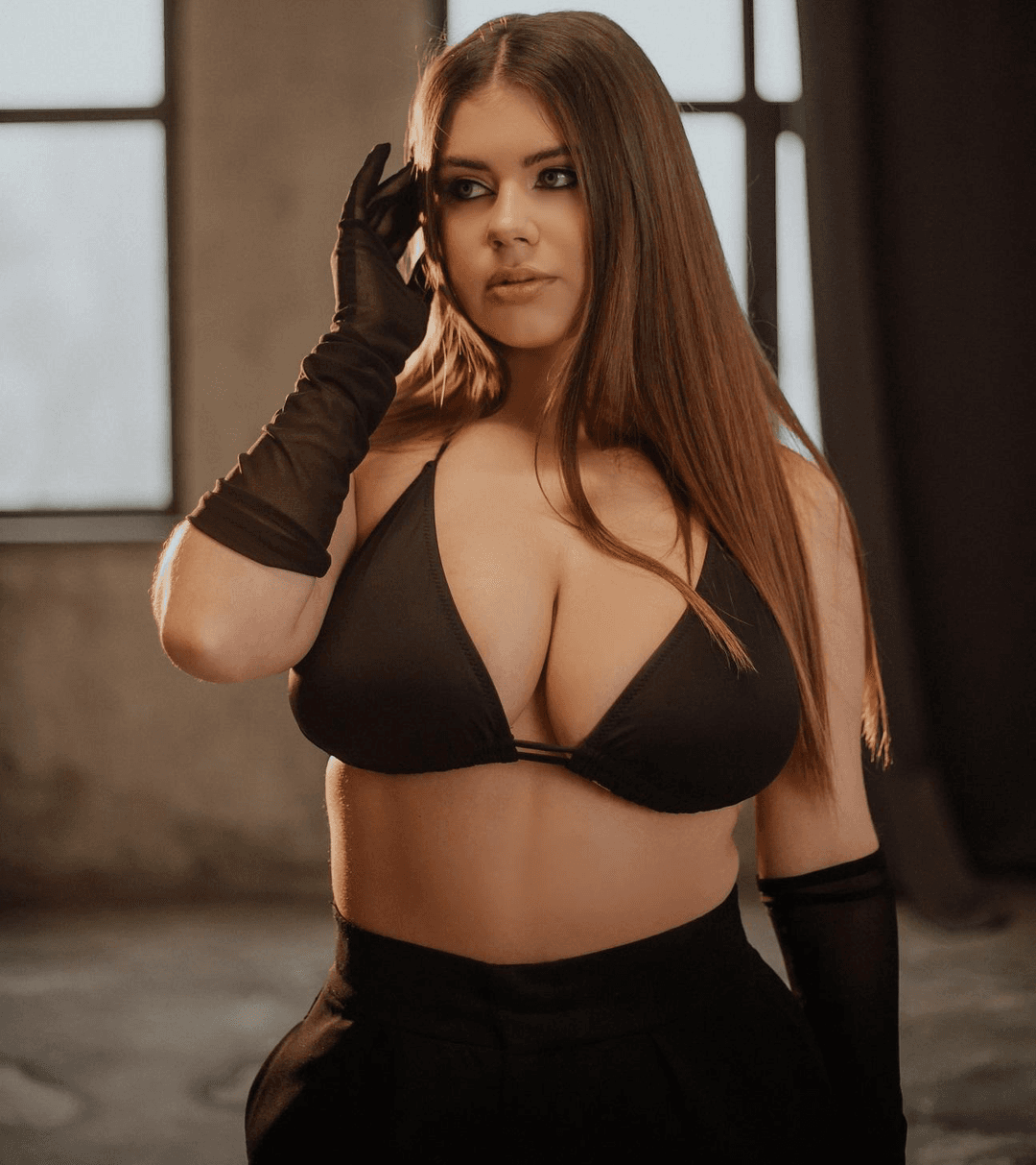 Ukrainian Webcam Model Isabella