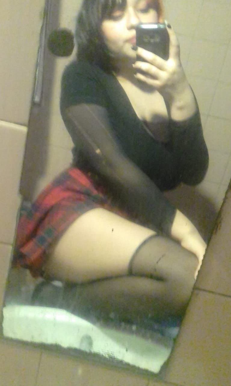 Cornudo arrepentido por compartir a su novia tetona