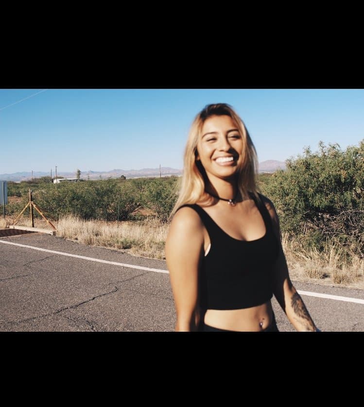 Nicole really got thicker after she had that baby.. you think her baby daddy approves?