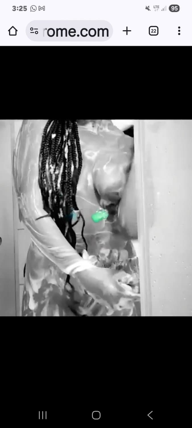 Click to view full size Chica atrevida me envia video bañandose