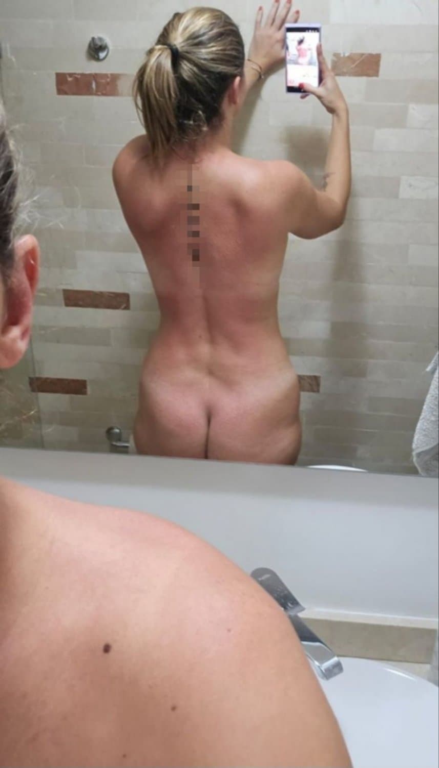 Aunt lost in censoring game - hit me up to play as well | Kik in comments