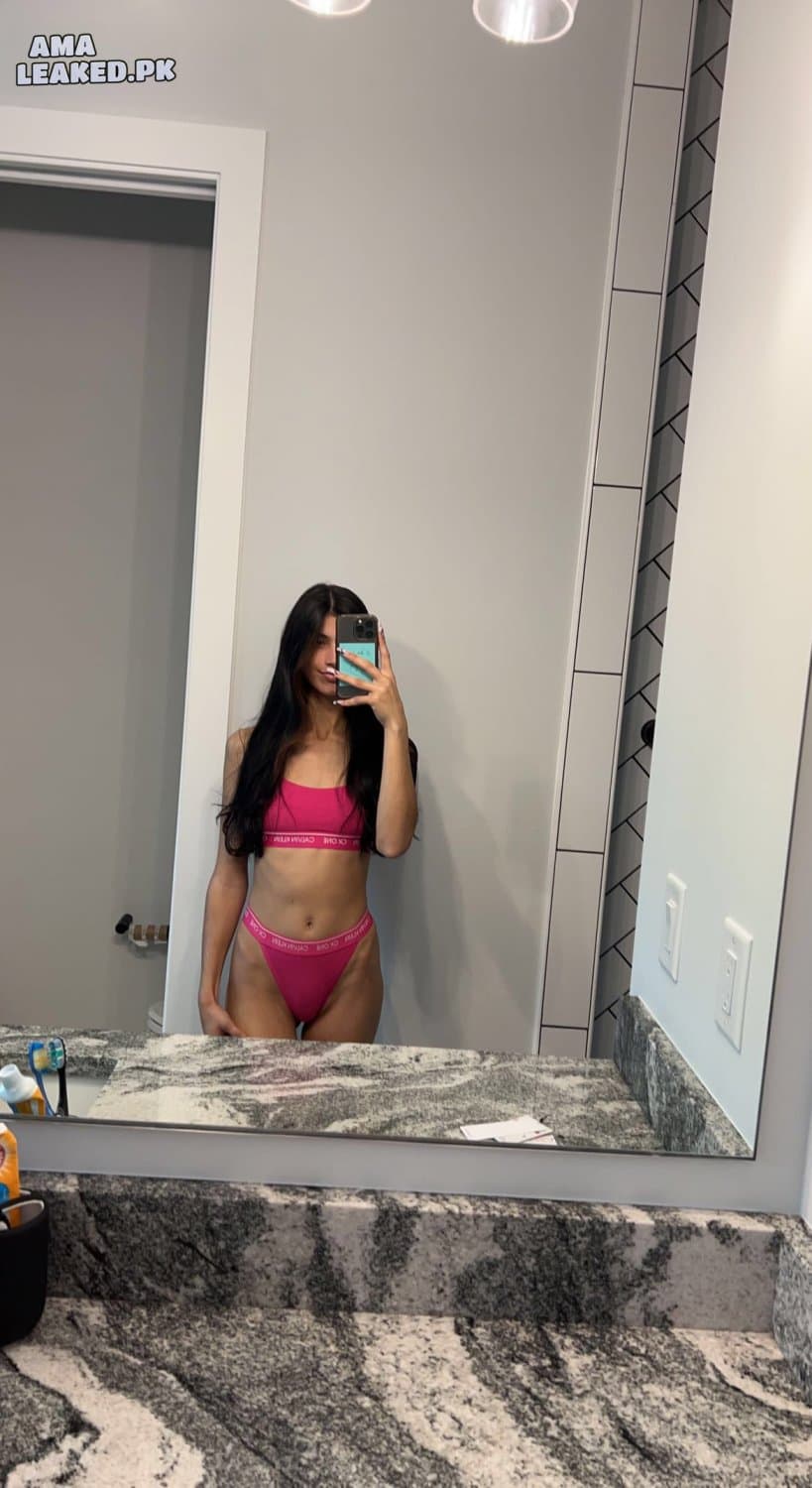 Kenzie Hayes Leaks Part 1