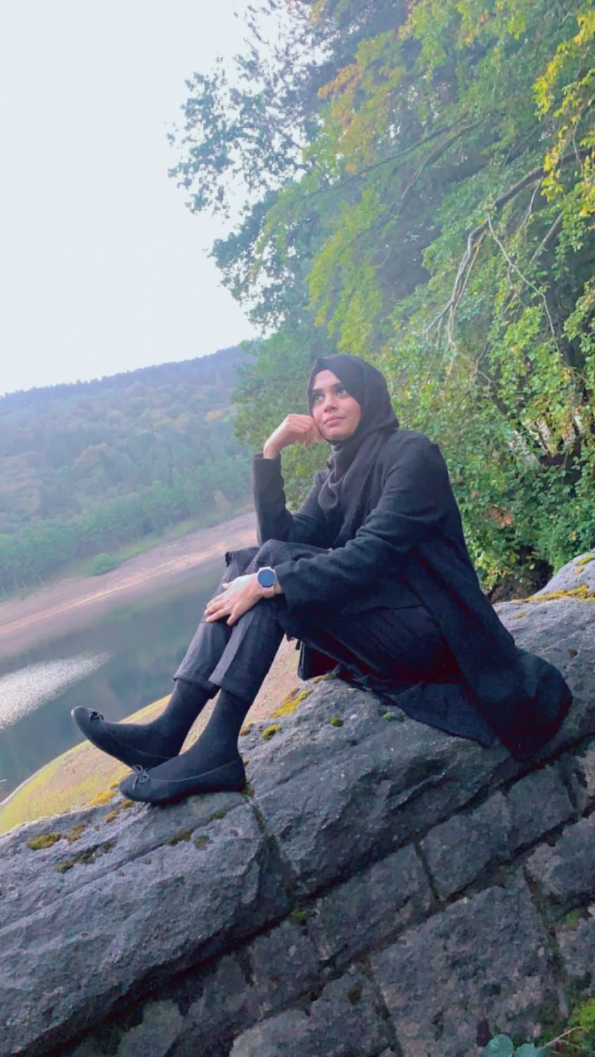 Hijabi in black knee socks