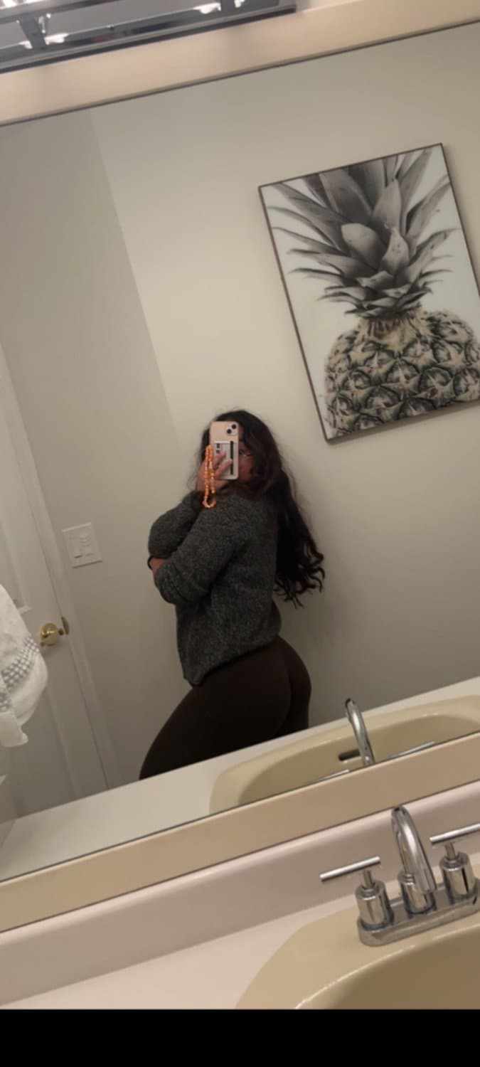 Guess if shes shaved, name or send a pic i dont have in dm and win uncensored nudes.