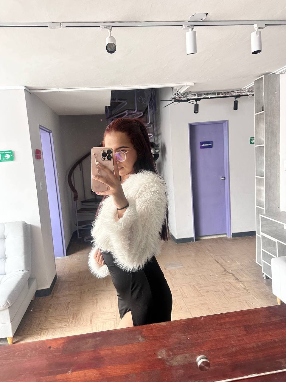 I want you to come and disorganize me and take everything away 
http://es.stripchat.com/sara_saenz99