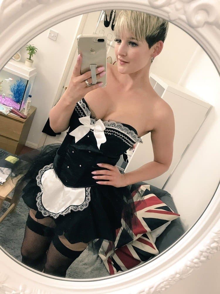 Hannah Cummings the Bimbocow