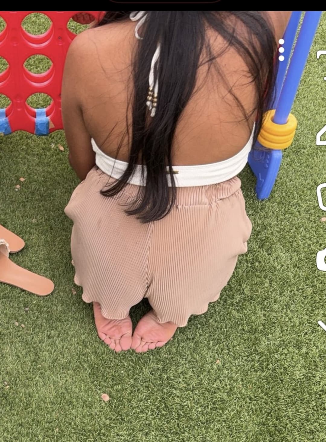 sexy indian feet and soles ..Indian friends sexy size 11 soles .. indian godess