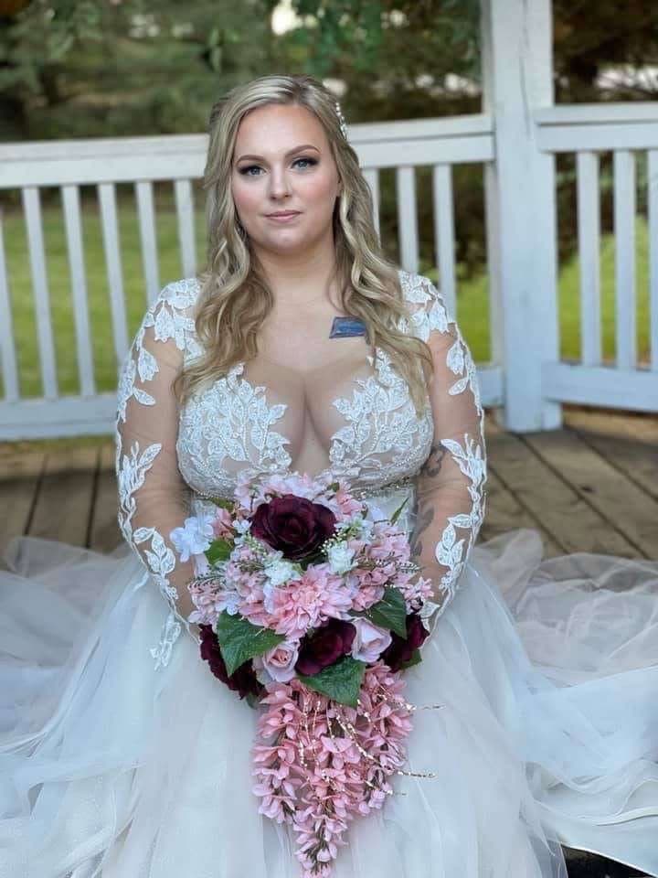 Click to view full size Cheating Bride webslut.!!!!!!!