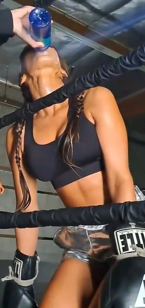 Jessica Lowndes Big Tits & Banging Body Has Me Throbbing for More ? She So Fucking Gorgeous ?