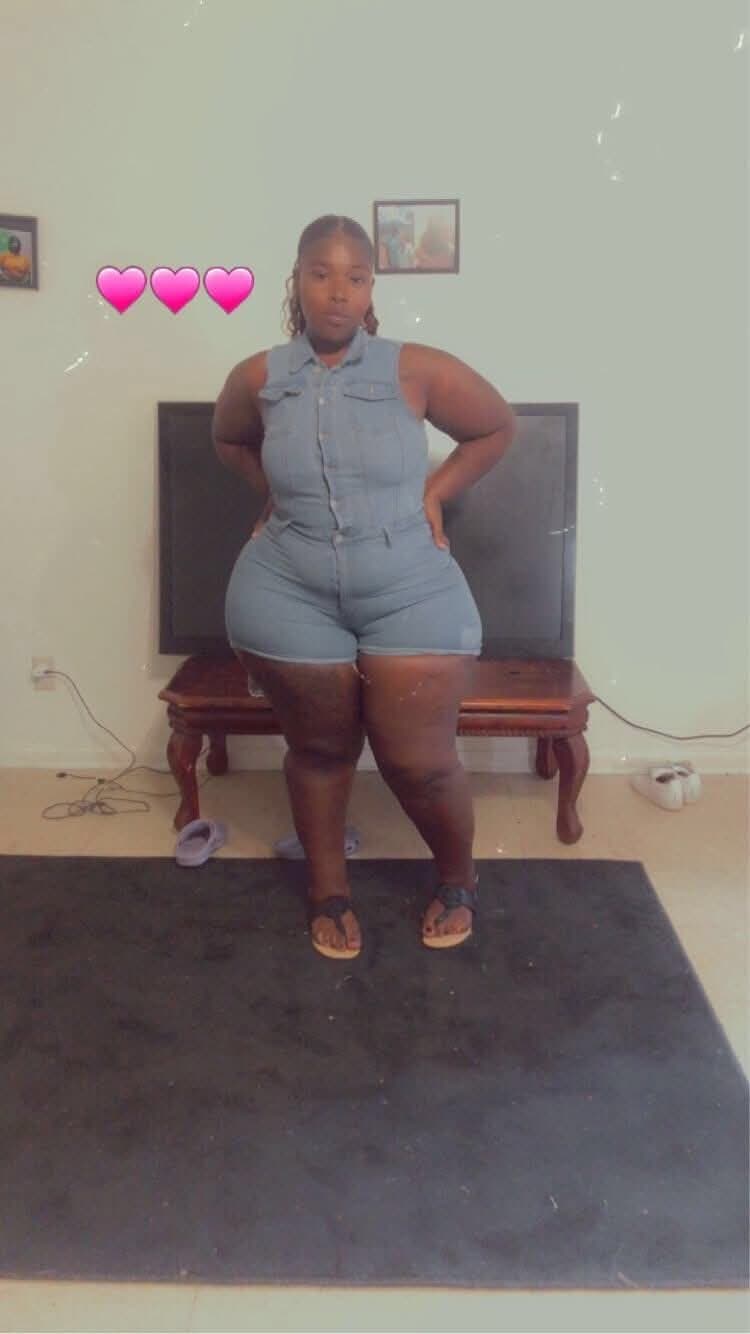 EBONY BBW SSBBW THICKNESS BIG ASS GOONER MATERIAL